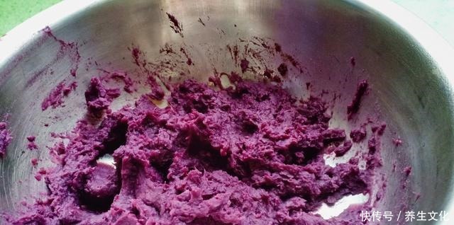 一学|紫薯这样做,色泽鲜美口感甜糯,一学就会一尝就赞
