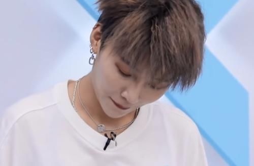 知名|刘雨昕因在节目中哄虞书欣登热搜知名作家你俩是闲出屁来了吗