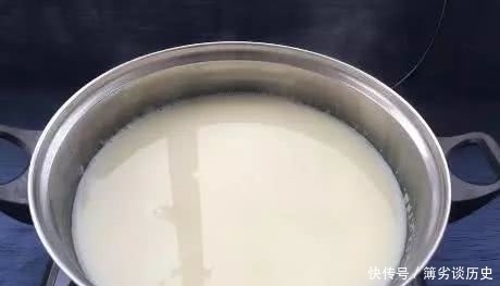 豆腐脑|1碗黄豆10碗水,自制豆腐脑很简单,软嫩滑赛过鸡蛋羹,好吃好做