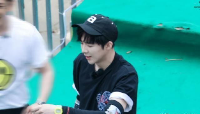  节目|继刘宇宁之后，《中餐厅》又迎来一位飞行嘉宾，她太让人期待了