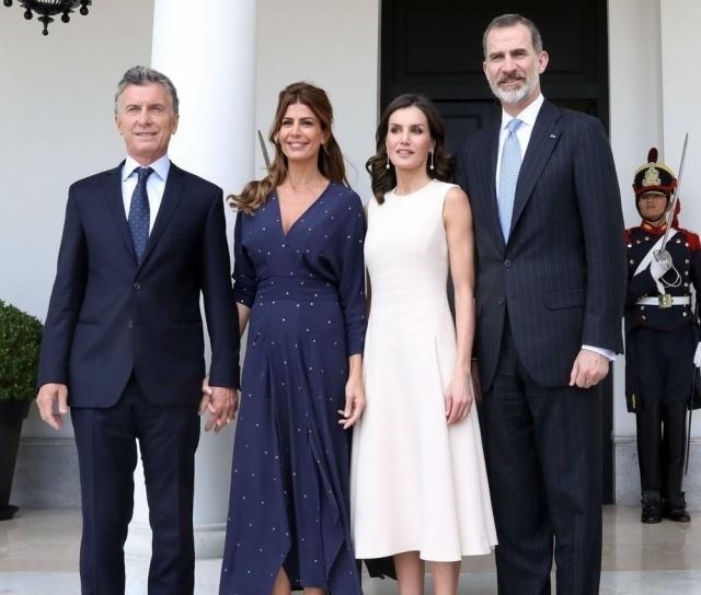 再嫁|西班牙王后9次同框阿根廷第一夫人:都是离异再嫁,一样会穿衣服