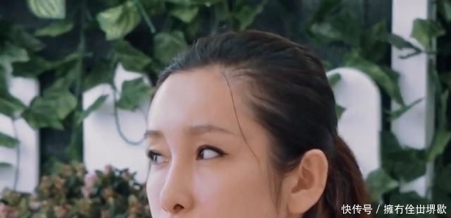 指责|黄晓明当众指责厨师,谁注意到王俊凯的表情,难怪会中途退出节目