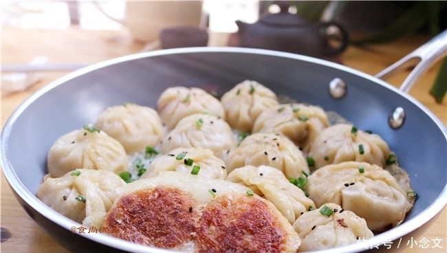  水煎包|此款水煎包不用发面，十五分钟搞定，香酥可口，吃了还想吃