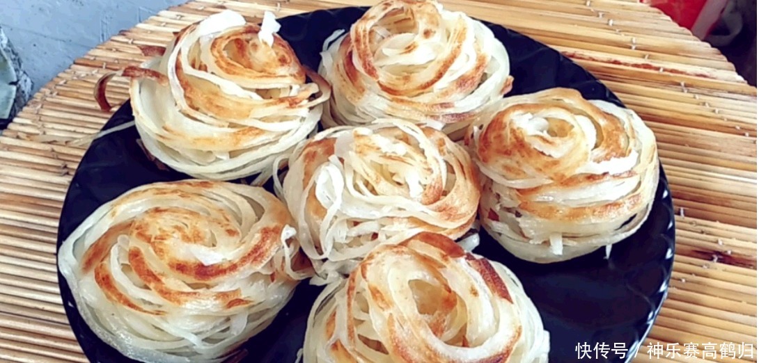 外酥|想吃盘丝饼不用买,告诉你详细比例,保证外酥里软,丝丝分明