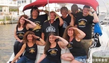  有个|美国有个国中之国, 把美国欺负得不要不要的