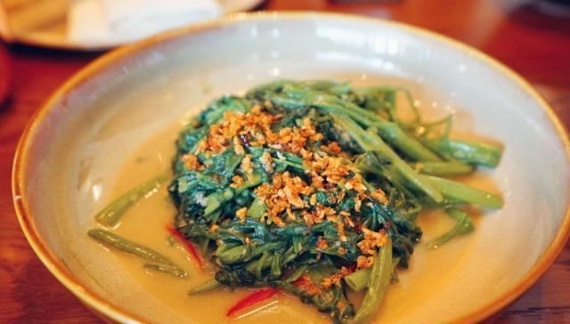 新加坡|舌尖上的亚特兰蒂斯,蟹餐厅品尝正宗的东南亚菜