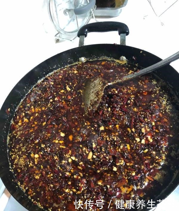 秘制|婆婆的秘制牛肉酱,美味无添加,拌饭利器就是它,再也不用出去买