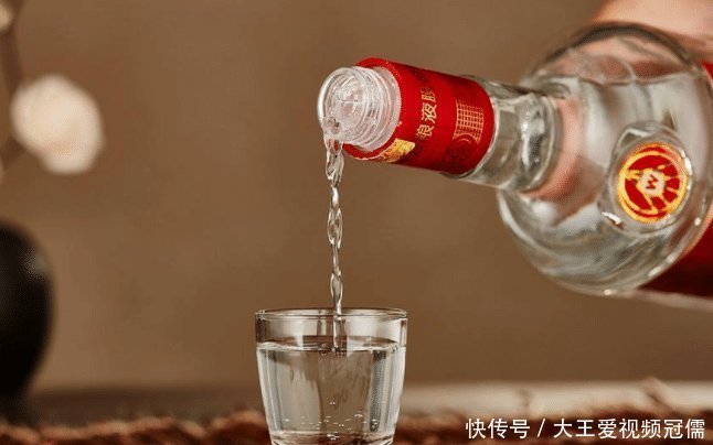 身体内|为何有的白酒喝完后半夜出现口渴的现象,有的则不会,终于明白了