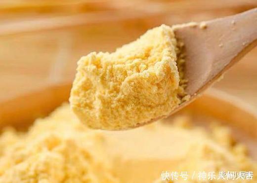  玉米|粗粮食材，高纤维易消化，被称为黄金作物的玉米，做早餐最合适了