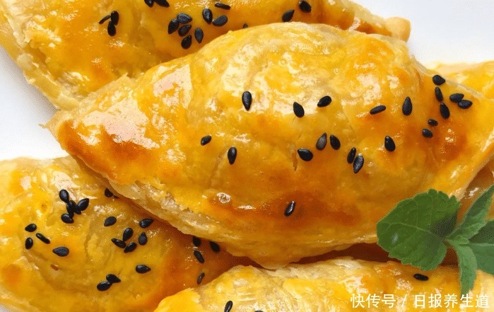 芒果|芒果这样吃还是第一次见,甜香脆皮,滑嫩营养,真是太美味了