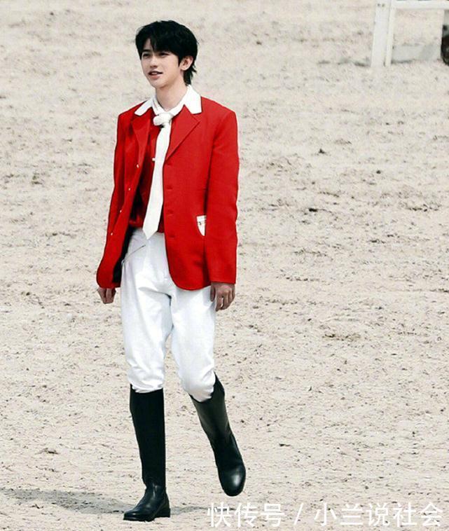 合作|两代初C同框蔡徐坤孟美岐录制跑男神仙合作+神仙颜值