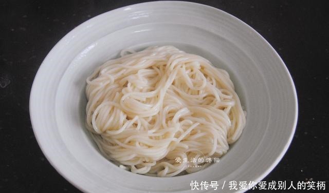 过瘾|吃来吃去,还是这面最过瘾,香软够味,超开胃,天凉吃正好