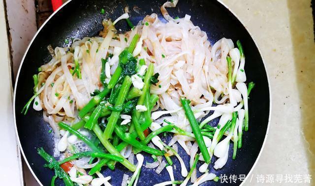  秘诀|素炒河粉，根根均匀的粘满酱油且不断，秘诀看这里