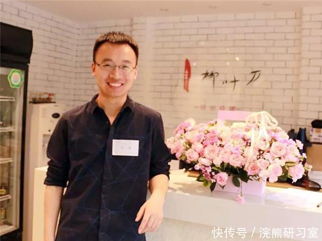 烧烤店|清华医学生放下手术刀，去开烧烤店，撸串同时还能问诊