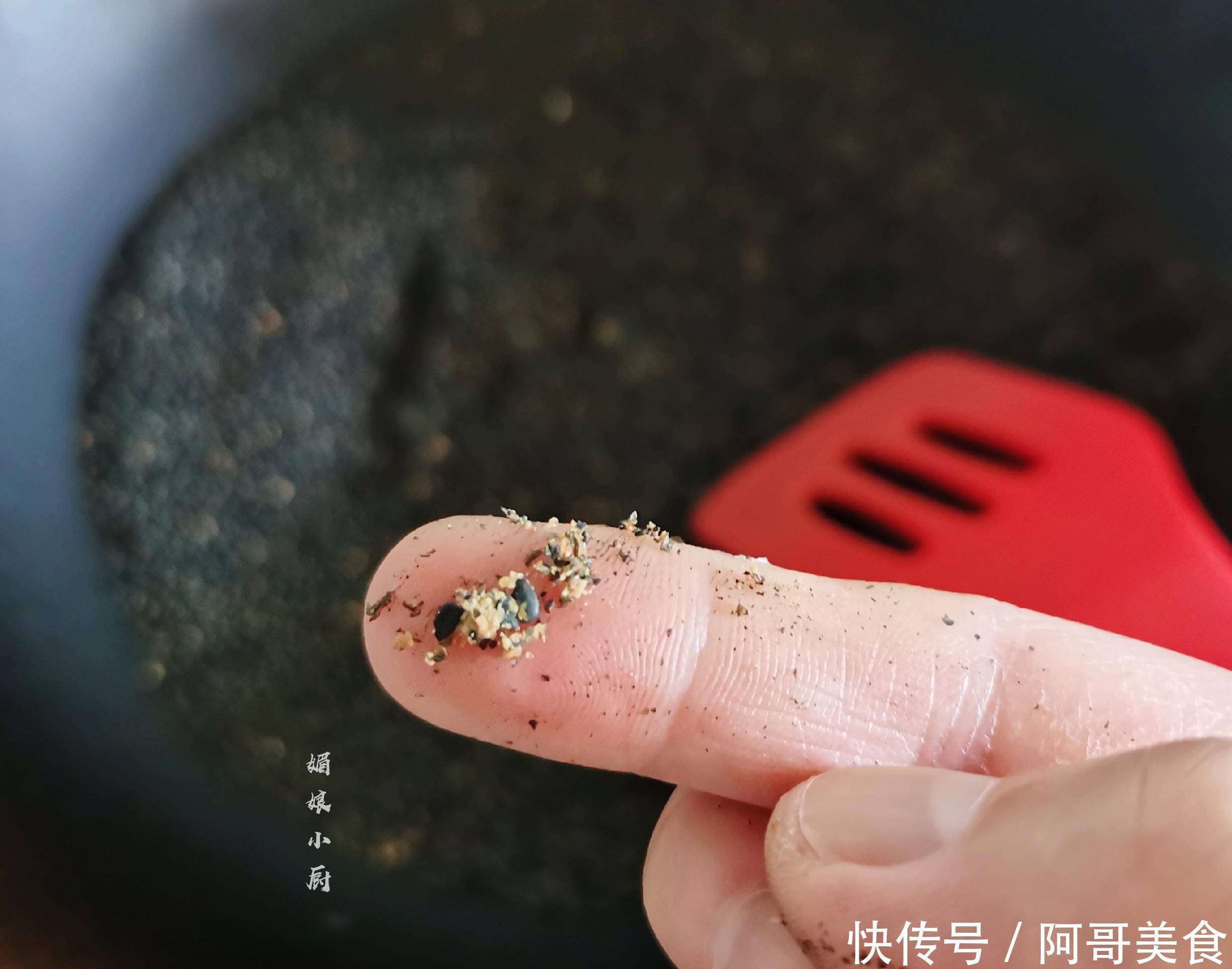 成本|自制黑芝麻糊，真材实料香甜丝滑，简单几步，1碗成本不到1元钱