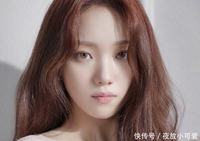 皮肤|女明星护肤的方法:不化妆