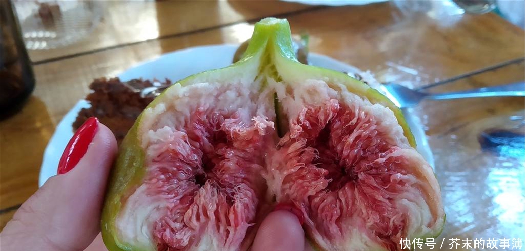 店老板|买这种水果时,就要专挑“烂”的买,水果店老板越烂越好吃