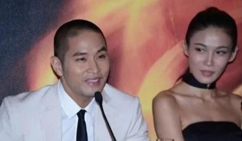 永久|当红歌手"想方设法"加入美国籍,被祖国永久封杀,1辈子不得入境