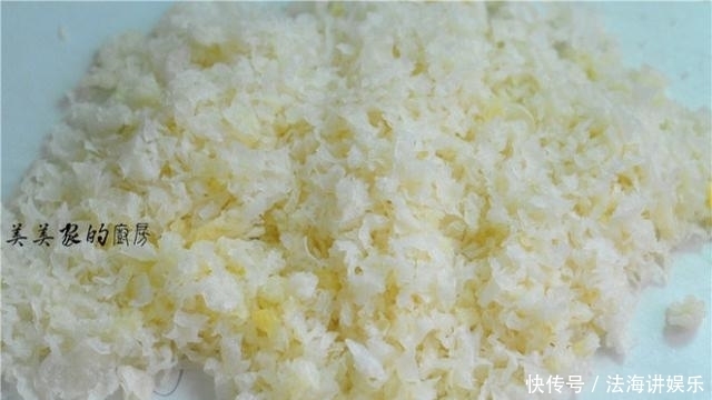 银耳|早餐一定要吃好,教你一道夏季懒人早餐,营养好吃,方便快捷!