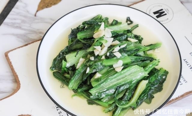 女生|宅在家不出门易长胖,这9种食物,女生每天吃一道,体重蹭蹭降