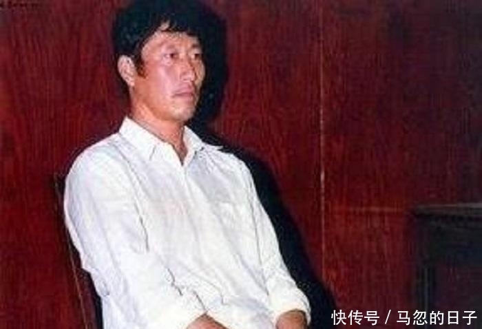  受阻|上个世纪让白宝山办户口受阻的警察, 后来如何了?