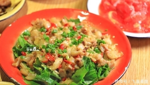 知名|连明星都慕名而来,知名梁山鸡到底什么魅力,我替大家先品尝一番