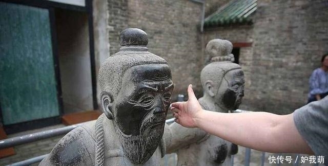 岳飞|这个恶人和大汉奸的跪像，却少有人知