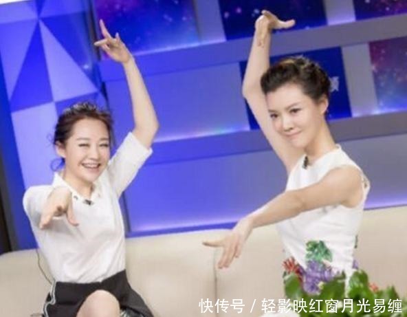 车晓同|48岁许晴和35岁车晓同框卖萌, 大家的注意力却放在许晴脸上