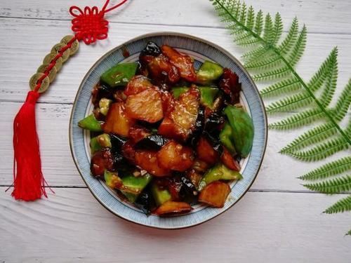 地三鲜|这道东北名菜,这么做才正宗香浓可口,快速下饭