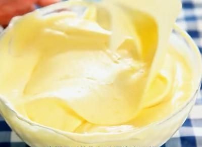  蛋白霜|买草莓奶油蛋糕只会让你快乐一段时间，你自己做的是永恒的味道