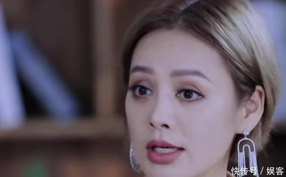  乘风破浪|《乘风破浪的姐姐》引争议，姑姑怒怼“为何拿明星与我比？”