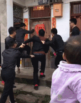  GIF|搞笑GIF：①现在的高手过招，都是隔空互怼，非接触的！