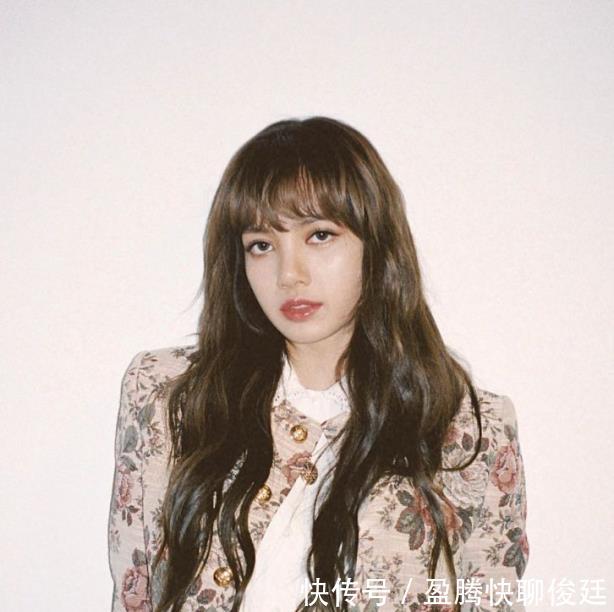  开播|青春有你2开播4期，Lisa微博只关注两人，看清后粉丝放心了