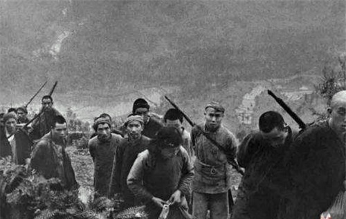  发现|祸乱北方29年的民国第一悍匪，被我军士兵发现后，结局很是讶异