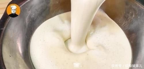 不水|香蕉里加入3个鸡蛋,居然这么好吃,不油炸不水煮,上桌瞬间扫光