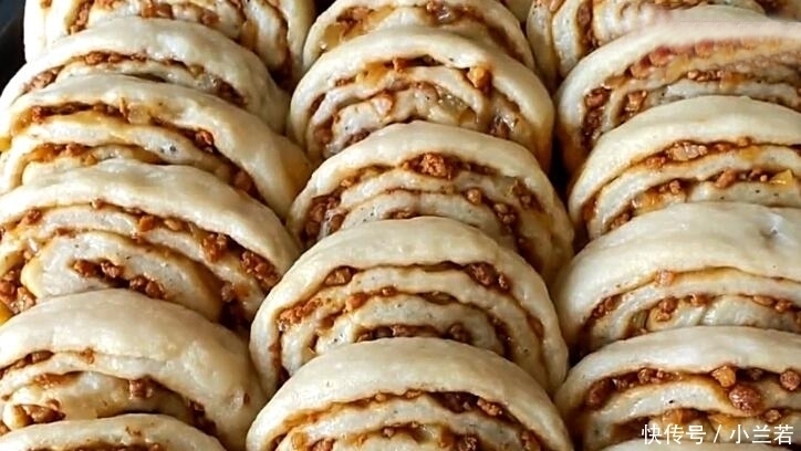  营养|入秋后我家常吃这种面食，咸香松软，营养好吃，我家2天做一锅