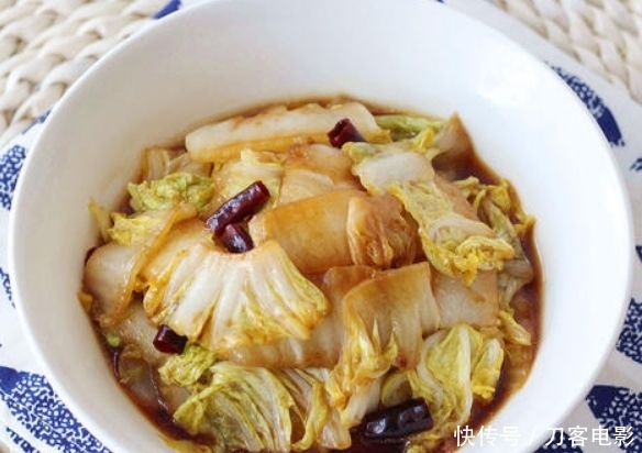 白菜|做醋溜白菜,什么时候放醋最好?记住醋溜汁的比例,酸爽特下饭