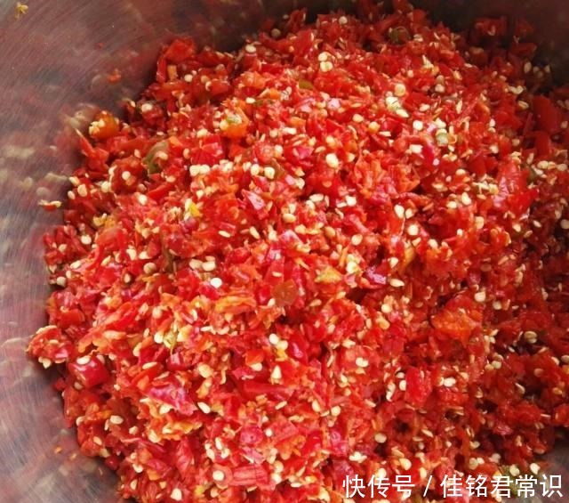 做面|香辣酱的做法,在家做面食用它,别提多美味!