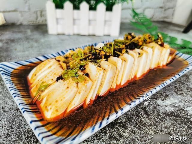  豆腐|做凉拌豆腐，有人先焯水，有人直接拌其实都不对，教你正确做法