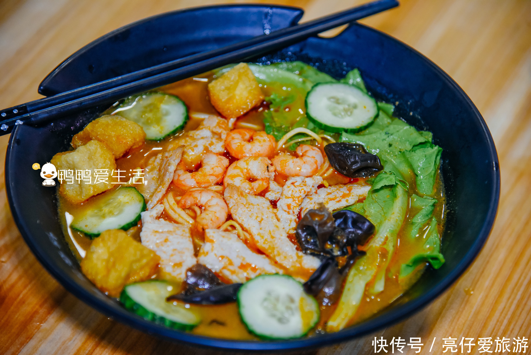 边上|厦门中山路边上藏八闽美食广场,吃遍特色小吃,还能看百年前影像