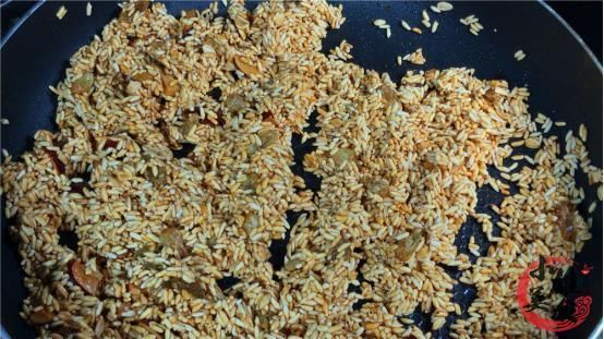 冰糖|把1碗“生大米”倒入滚烫的油锅里,会做成一道什么样的美味