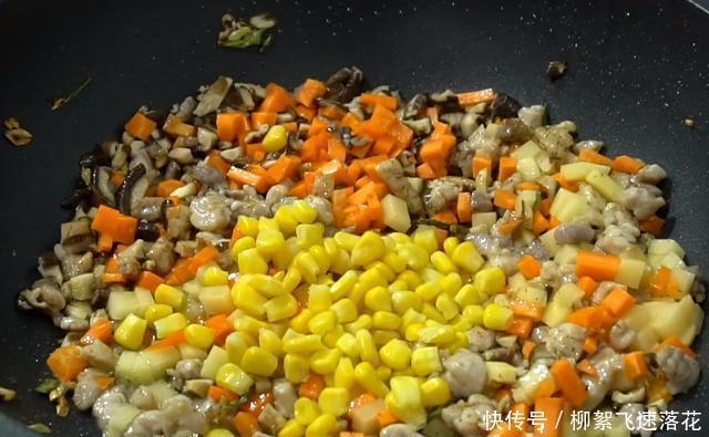 做法|糯米从小吃到大,还是这种做法最好吃,鲜香软糯,没菜也能吃8个