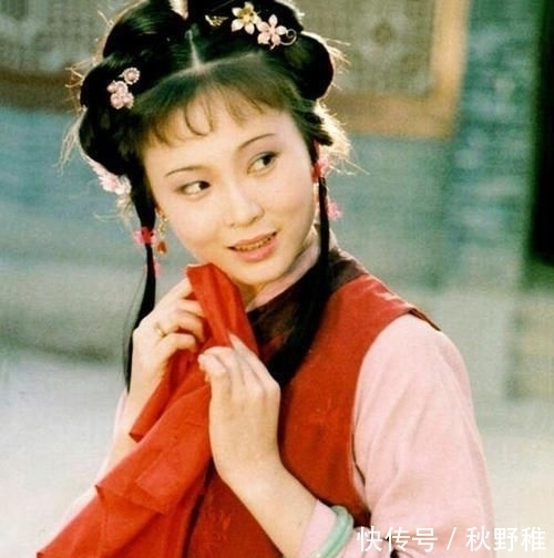 蓝盈莹|《红楼梦》中的“蓝盈莹”,你努力的样子戳中多少人的软肋?