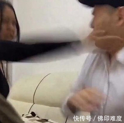 老婆|男子直播用蜡烛烫老婆的脸，结果好惨啊！