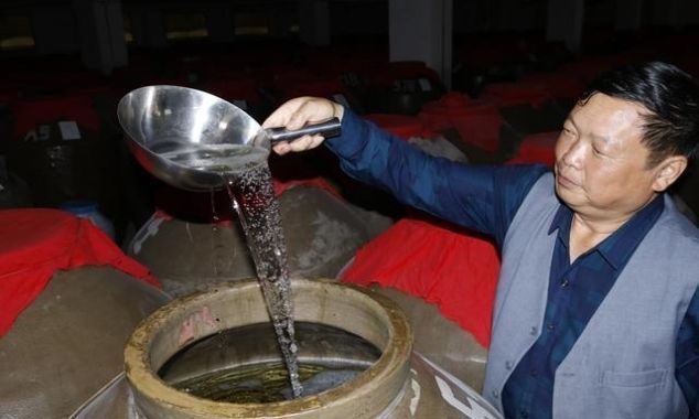 粮酒|牛栏山绿瓶只要9元还称是纯粮酒真相一出,酒友都笑了