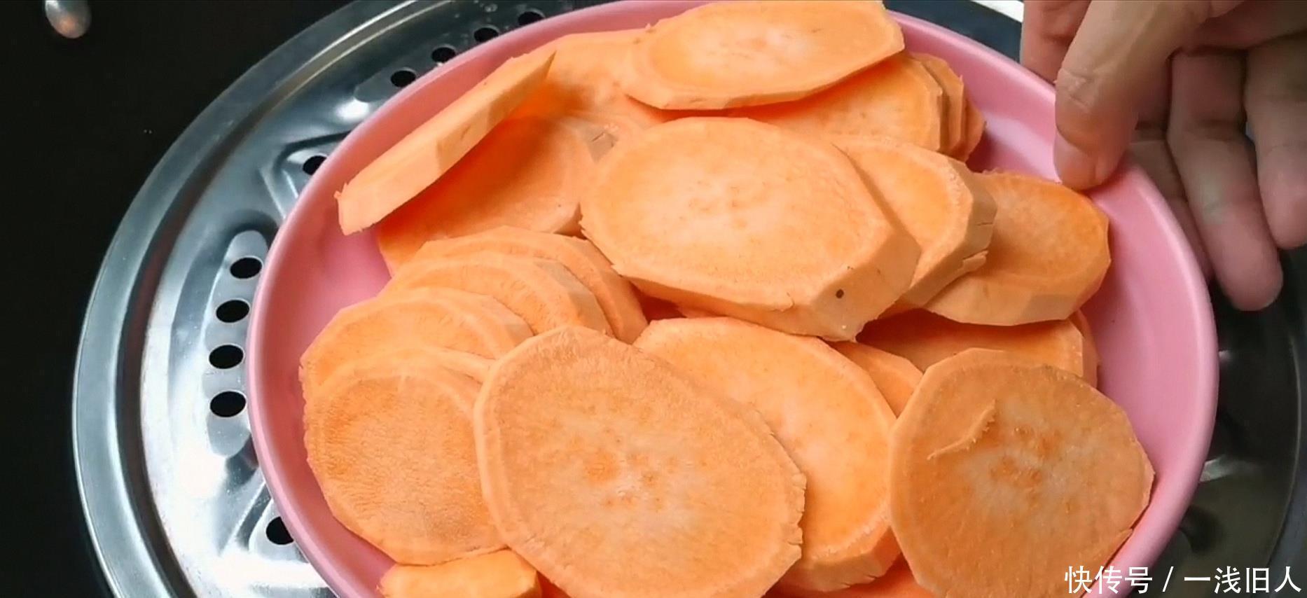 红薯|不用烤箱也能做月饼,无任何添加剂,做法配方都简单,2分钟学会