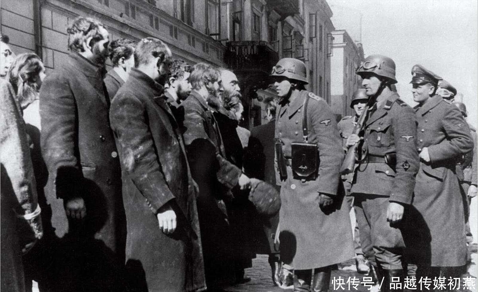 二战,首个对中国宣战的国家,并非德日