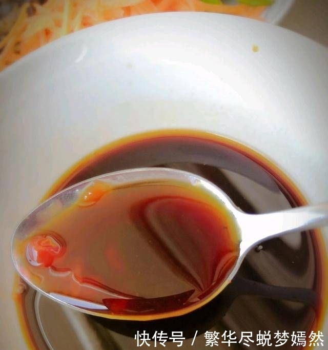  适量|嫌鱼香肉丝油大？其实，这只是鱼香油肉丝，更健康美味！