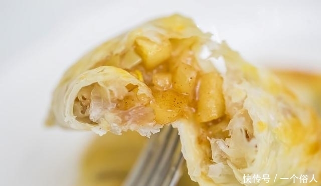 儿子|手抓饼做苹果派,简单又美味,儿子说:再也不用去必胜客了