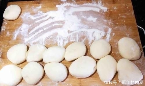 早餐|入夏常用它做早餐,脾胃好气血足,松软香甜,老人孩子都爱吃